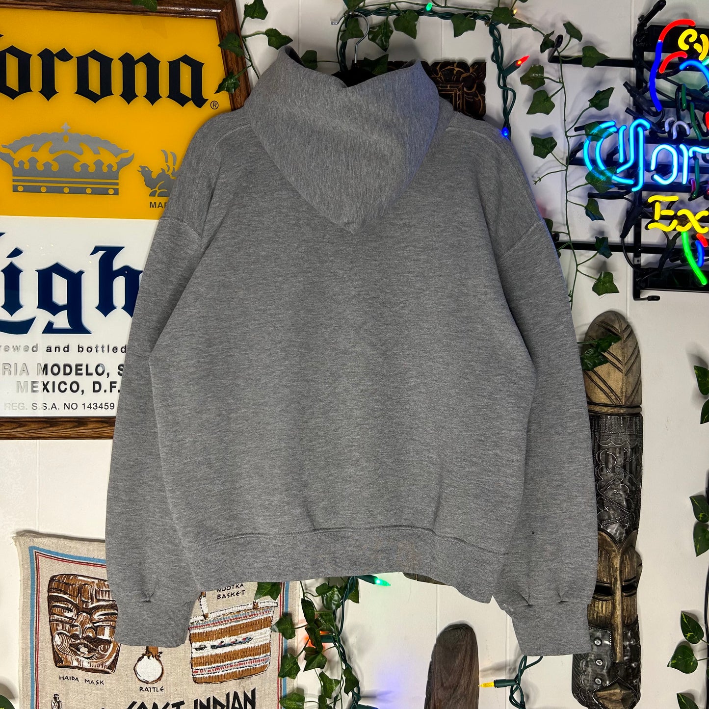 M Vintage Russel Huskies Athletics Hoodie